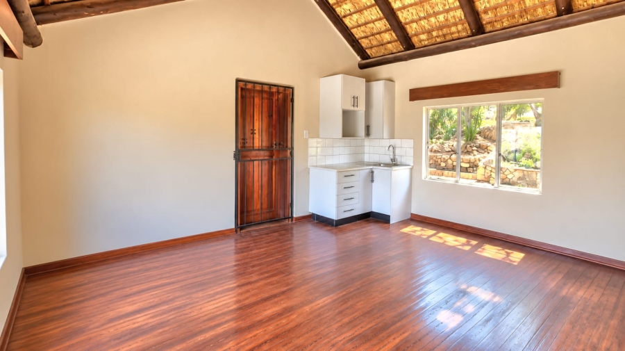 To Let 4 Bedroom Property for Rent in Schoemansville North West
